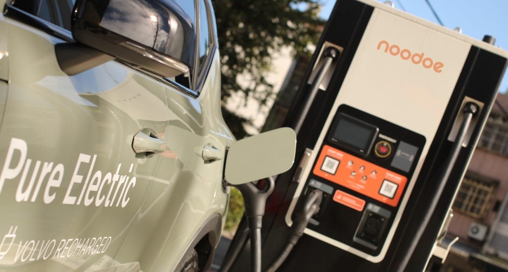 Noodoe EV Announces True Simultaneous Charging - PR Banner - DC charger - ev fast charger - fast charging for ev - dcfc - simultaneous charging station