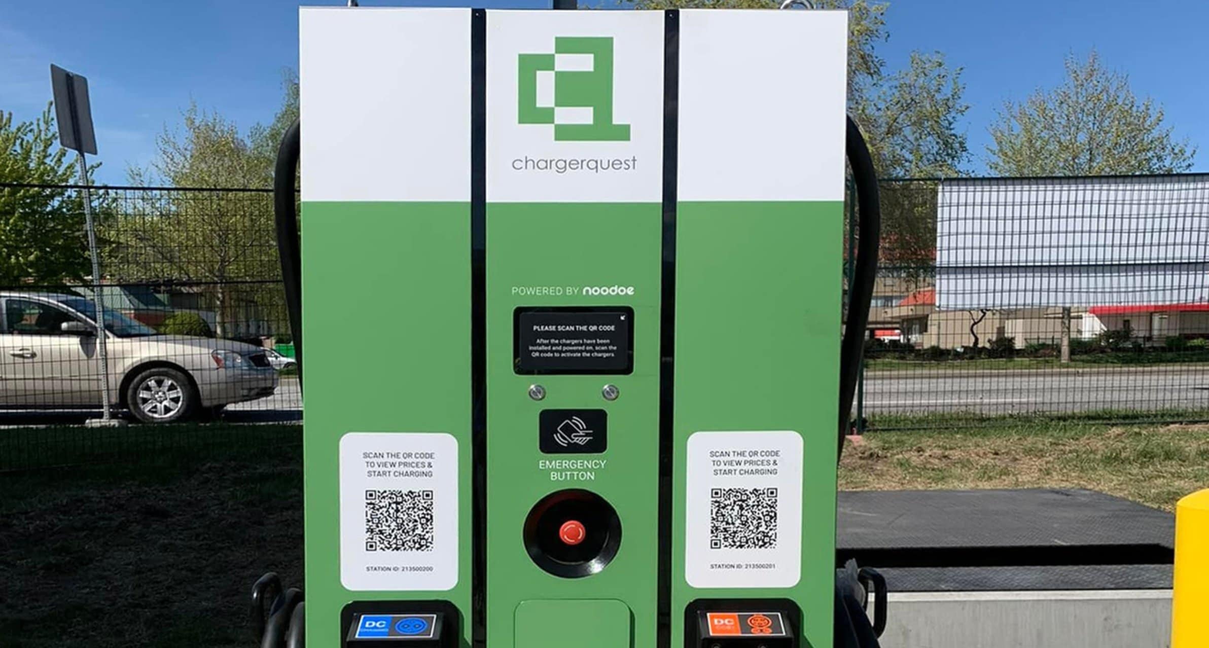 120kw charger - 150kw ev charger - high powered ev charging station - canada - A 'Powered by Noodoe' ChargerQuest DC fast charger in Tobermory, Ontario, Canada